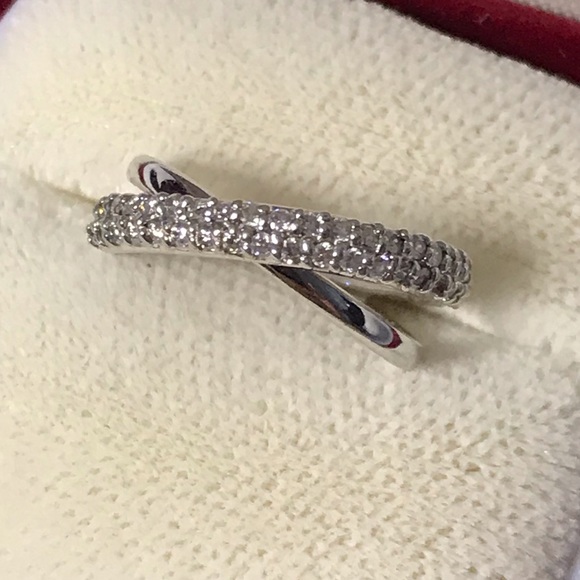 Diamond 10K White Gold (K10WG) Ring Size 3